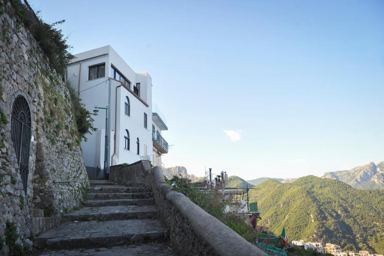 Iolanda Apartment Ravello Bagian luar foto